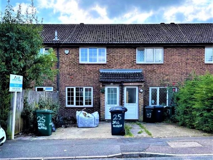 Sellwood Drive, Barnet, EN5